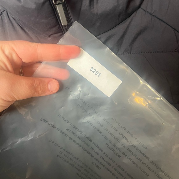 Black Diamond Men's Size XL First Light Insulated Dark Gray Puffer Jacket - Picture 8 of 8